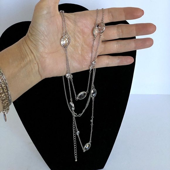 Two Tier Crystal & Silver Tone Bling Necklace Adjustable 25”-28” - Picture 2 of 9